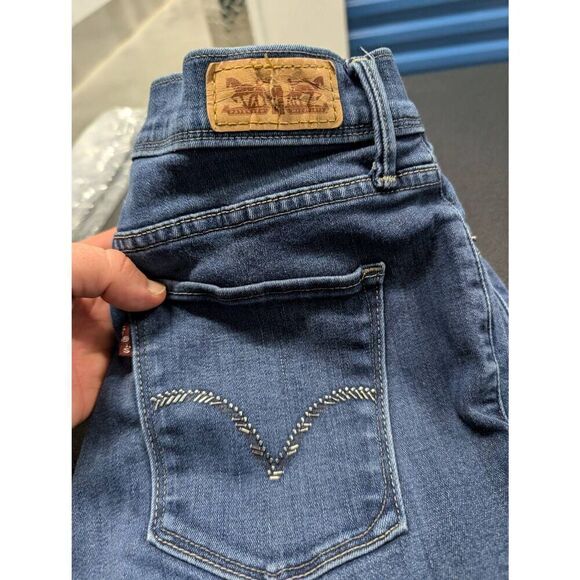 Levi's Vintage Blue Jeans Perfectly Slimming Skinny Leg Women's 29/32 - Picture 2 of 10